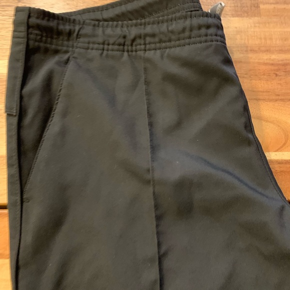 Women’s Nike Capri style , size M - Picture 6 of 9
